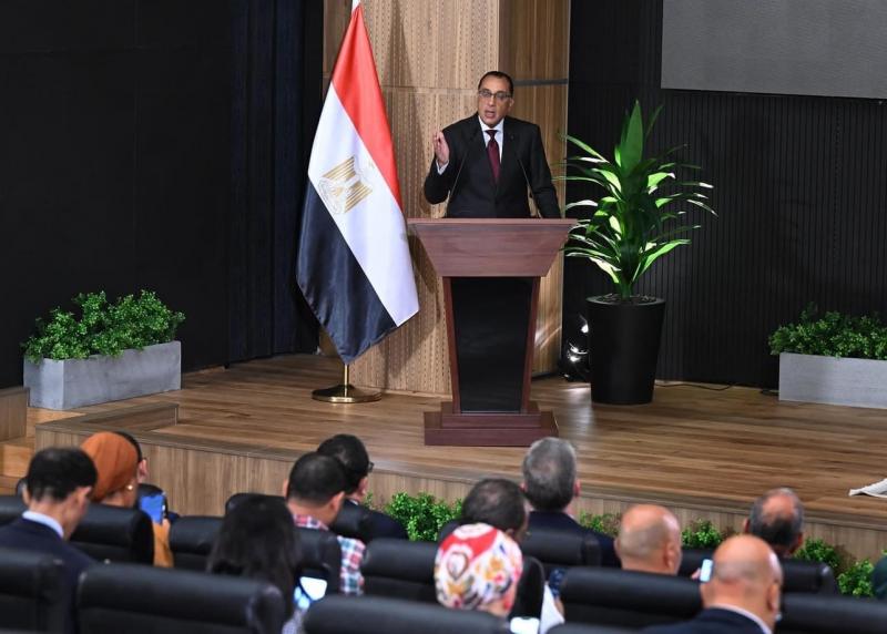 ننشر تفاصيل الاجتماع الأسبوعي لمجلس الوزراء.. مدبولي لـ رئيس مجلس النواب: ”ما يهمنا جميعًا مصلحة المواطن وخدمته”